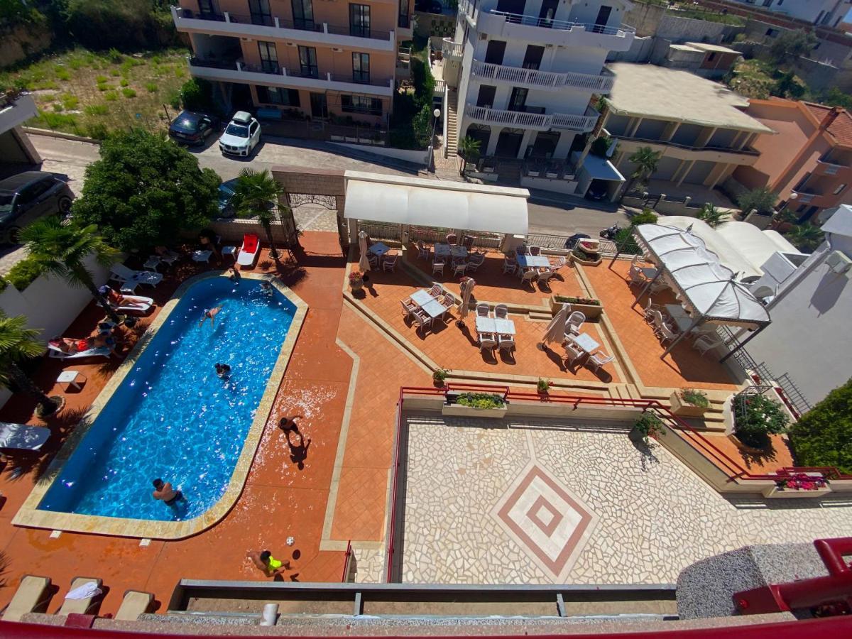 Hotel Kleopatra Ulcinj Eksteriør billede