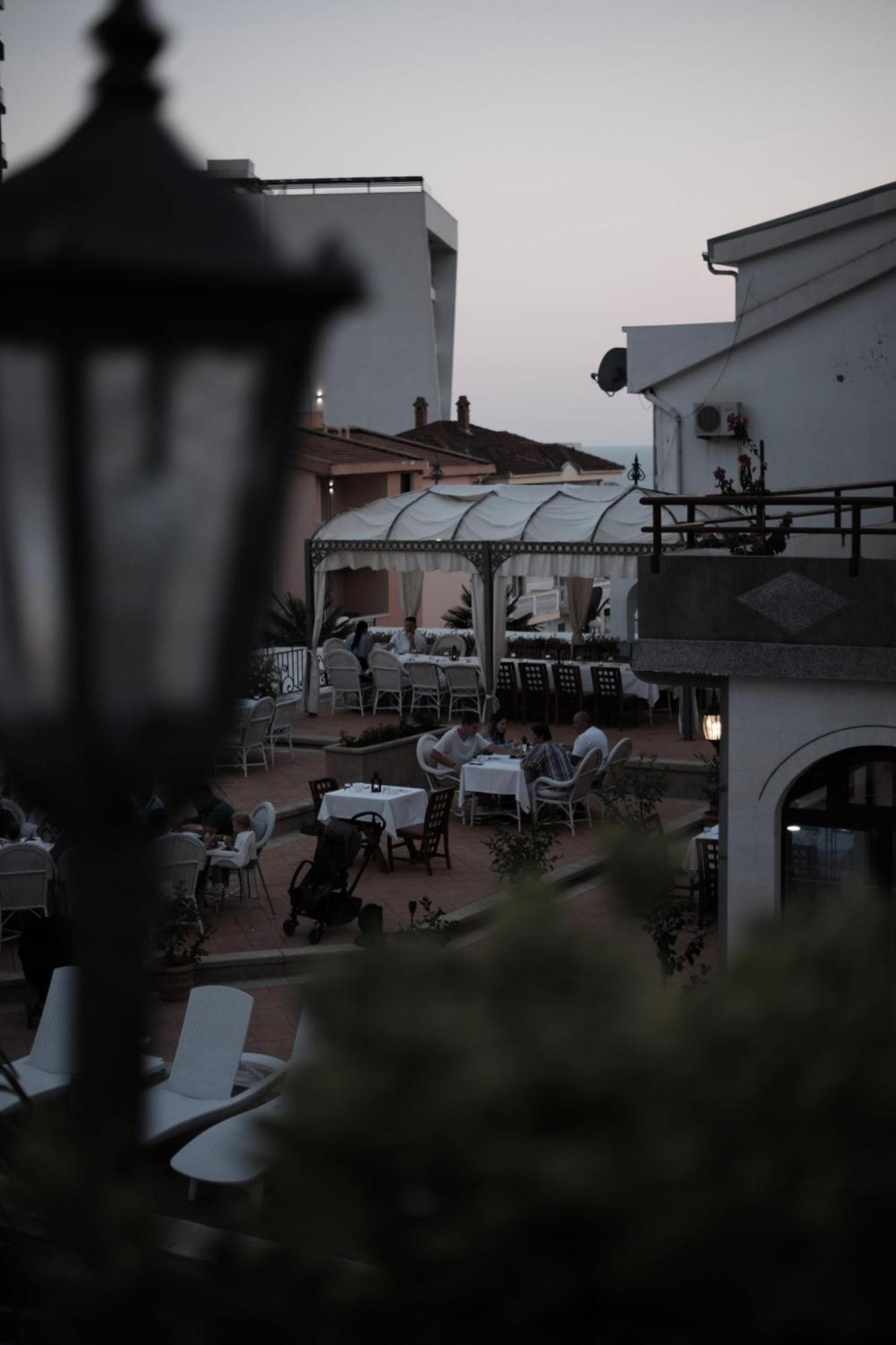 Hotel Kleopatra Ulcinj Eksteriør billede